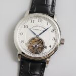 新版朗格1815 Tourbillon系列真飞轮 搭载复刻原版朗格Cal．L02.1手动顶级中轴真飞轮机芯  直径42mm 厚度11mm 绝对值得五星推荐的一款陀飞轮款式 [得意][得意]