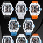 白色TPT石英纤维n【 RICHARD MILLE 】理查米尔 RM53-01 将腕表设计与运动赛事相互结合，完美诠释了赛场上的勇者坚定信念、顽强拼搏的精神。RM53-01以马术运动为背景，采用多种高科技材料来抵御运动时带来的强烈撞击，从而保证不受破坏、正常运转。高科技材质打造如同“护具”。“RM 53-01 PABLO MAC DONOUGH”的陀飞轮腕表，此款腕表除具备运动腕表的动感与活力外，还配备了坚固的TPT®碳纤维表壳、层压蓝宝石水晶表镜以及固定机芯的悬浮式钢索，有效的降低巨大冲击、意外碰撞对腕表所带来的影响，堪称世界上最“抗造”的豪华运动腕表之一。nn1⃣️表壳继续延续经典酒桶造型设计，辨识度高，表径约为51x43x16mm，采用TPT® 碳纤维复合材质制成表壳，这是一种世界公认的最卓越的复合材料，TPT®碳纤维以卓越的抗震性著称。碳纤维材料，保障了腕表的硬度，轻盈抗震，凸显运动风格，具有独特的纹理，为腕表增添独具特色的观赏性，纹路新颖且美观。nn2⃣️TPT® 碳纤维表壳以20枚5级钛合金花键螺丝以及316L不锈钢垫圈固定，可保证50米的防水性能。nn3⃣️上镂空盘由钛合金制成，周围的时标之上拥有蓝色荧光标记，与中部的时分针上的蓝色荧光标记相映衬，即使在较暗的环境下亦能够观察时间，非常便利。nn4⃣️背透表底将整个垂钓系统一览无余地展现在大众面前，桥板有突破常规的双底板结构，由将不同机芯齿轮牢固地固定在一起的第一个“中央”底板，和通过钢索附着于中央底板，支撑整个张力系统的“外缘”底板构成，悬浮式钢索机芯分成两部分，外围是钢索和滑轮，内部是被“吊起来”的陀飞轮机芯。加强了腕表的刚度，同时确保齿轮系统流畅地运行，并可提供最佳的冲击保护。nn 这只RM53-01非常精彩地将RM27-01和RM012两只表款功能结合于一身，堪称绝伦，里查德米尔一直作为专攻技术的品牌勇往直前，展现出一款款坚固外壳、机芯精妙的腕表，这也是一个品牌立足过去、现在与未来的根本，就让我们共同期待未来的里查德米尔会带我们怎样的惊喜吧！