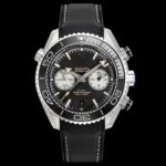欧米茄海马宇宙600米男士新款计时，型号215.32.46.51.01.004（45.5mm）腕表 真正的原版一比一开模，所有功能及外观与原版一致（3位计时分针，归0时两支针同时归0，6位计时，9位小秒）n细节方面n1：精钢材质表壳，灰色表盘，夜光刻度指针，双小盘计时码表，带日历显示，灰色陶瓷单向旋转计时表圈，搭配灰色运动表带 折叠扣n2：搭载全新9900全自动计时机芯，双T抗震欧米茄独特黑摆轮工艺.同步原装超长72小时待机n所有计时功能复刻原装功能 n3：钢带采用316L精钢 cnc 打磨工艺 工艺复杂 匠心打造 为各大表友独献完美复刻:时间的淬炼的经典~致敬海洋之作n  ｛TVS先锋之作 必属精品｝