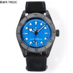 TW工厂新品：n帝陀碧湾黑武士！n—— 以深邃之黑，诠释无畏力量 ——  n经典碧湾系列再添传奇，帝陀黑武士腕表，以全黑设计彰显低调锋芒。哑光黑色表壳与表圈，搭配同色系表盘，尽显神秘与力量。搭载帝陀原厂机芯，精准可靠，无畏挑战。无论是深海探索还是都市穿梭，黑武士始终与你并肩，见证每一个勇敢瞬间，底盖编号：79022C。n帝陀碧湾黑武士  n—— 黑色，不止于色彩，更是一种态度！