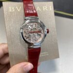 宝格丽-BVLGARL-LVCEA最新系列女士机械表极光系列，前后透视腕表，字母镂空设计，字面奢华镶钻，拱形蓝宝石镜面，尺寸33mm 全自动机械（官方一致）