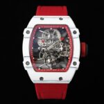 新款RM 27-02 是 〖RICHARD MILLE 〗（里查德米尔）专为网球运动员 Rafael Nadal 设计的一枚运动型陀飞轮腕表，不仅采用超轻表壳，还拥有承受击球瞬间巨大加速度的超强稳定性——里约奥运会男子400米短跑决赛中，南非运动员 Wayde van Niekerk 就是佩戴着这枚表冲过终点，获得金牌。nnRICHARD MILLE 从赛车底盘中得到启发，将机芯的的镂空主夹板和表壳进行「一体化」设计，从而大幅提高抗冲击能力。为了让腕表更轻盈，Richard Mille 还与 North Thin Ply Technology 合作，开发出坚硬耐磨的「石英纤维」超轻材料来制作表壳，整枚表的重量犹如簿纸，并呈现大马士革钢一样的粗犷纹理。nn透过表镜可以清晰看到整枚机芯的结构，6点为浮动式陀飞轮，12点为 Richard Mille 独有的快速旋转发条盒，可以提供长达52小时动力存储，并在最起始上链时提高20%动能效率。nn白色表圈通过12颗五级钛螺丝与表壳固定，搭配橙色的表带和红色表冠，为了提高阅读辨识性，时分针的末端也用明亮的橙黄色进行强调。nnRICHARD MILLE 里查德米尔 RM 27-02 腕表n全碳纤维表壳，蓝宝石水晶表镜表背，碳纤维表盘，浮动式陀飞轮机芯，19石，动力存储小时，编织表带，钛合金表扣，防水50米。n复杂功能：陀飞轮