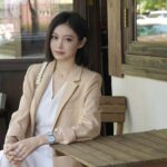 《谷爱凌》全新“晴天篮”特别版、众星 名模 必备款nnn2022 全球、最、最、最、耀眼的明星nnNR-factory最新推出nn《谷爱凌》同款“晴天蓝”特别版，全球首发，尊贵上市。n此款碗表是IWC品牌首次于柏涛菲诺系列的表盘中运用了清新明快的浅蓝色，这抹蓝象征着记忆里的晴天，如青春般美好。搭载清新的淡蓝色表盘与灰色小牛皮表带，将经典设计与浪漫气息相结合，优雅活泼，颇具灵动气息。n心如朝阳，才能释放青春容光，无论走到那里，都愿你心怀蓝天，处处晴，戴上它，便是晴天。nIW357416柏涛菲诺系列34“晴天蓝”特别版尺寸34毫米，精钢表壳，浅兰色表盘，12颗璀璨钻石指示小时，釆用南非施华洛水钻，表带快速更换系统，n釆用2892自动机械机芯（也就是万国自己命名的35100）n亮点：一表一码，底盖、吊牌、保卡、三码合一，【NR厂为了更薄能达到原装的厚度选装了2892机芯、配件均与原装通用 更专注 更用心 更逼真】、欢迎品鉴⋯⋯【温馨提示：手表三码合一绝不重码、退回必须持有、1⃣️吊牌、2⃣️保卡、3⃣️使用证书1本、如不齐全、恕不退换】