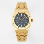 IPF一体真芯——爱彼皇家橡树系列15450ST，尺寸37mm可甜可盐，厚度9.8mm  无破绽一体机芯 让你不再露怯n1：采用与原版一致三件套式结构。表壳所有结构和装配方式跟原装一致。n 2：钢带表最重中之重的表带，IPF用原装表带开模使表带细腻的拉丝纹并且不会锋利割手，表带厚度和关节跟足原装一致，对细节一丝不苟n 3：表带头粒连接表头处与正品一致的活动缓冲设计，让佩戴更贴近手腕更舒服 n4：表扣的开关设计和质感与表扣的雕刻工艺均与正品一致 n5：IPF还原原装字面做工与颜色细节和正品放在一起无破绽 n6：机芯是整个手表的灵魂和辨别真假的重点，IPF采用独家原装3120一体机芯，真正的一体机芯，不再是夹板装饰的机芯，具体细节如下：1️⃣:日历是反方向的瞬跳，区别于市面的9015机芯加夹板，日历方向是不一样的 n2️⃣：指针中轴为实心中轴，与原装一致，指针打磨使指针毫无毛刺n 3️⃣：机芯背面任何齿轮都不是装饰，上链条动力小齿轮会传动，平面游丝(FLAT)甲板上的齿轮与发条盒均真实可动可用n 4️⃣：摆轮位置对应正品在7点位置,动力储存时间与正品一致的41小时。机芯的避震器，无卡度等等细节都还原原装机芯n 5️⃣:最容易错误的机芯陀片颜色，因为官网图片陀片颜色偏玫红，而原装实物陀片偏金，这就导致市面很多做陀片按着玫红颜色做，而IPF特调了陀片颜色跟原装一致（市面其他的普遍偏红）nIPF真芯诚意，完美还原！