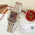 AF卡地亚Cartier猎豹PANTHERE DE CARTIER系列出品[庆祝][庆祝][庆祝]n机芯类型：瑞士石英机芯n表径尺寸中号：27*37毫米n表盘颜色：金色，绿色，深灰色，酒红色，蓝色。n表镜材质：抗磨损合成蓝宝石n表壳表冠材质：精钢，表冠镶嵌1颗凸圆形蓝色合成尖晶石n表带表扣材质：精钢，18K黄金，18K玫瑰金。n防水性能：30米