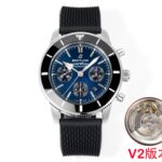 BLS工厂V2版本百年灵超级海洋文化二代限量版计时系列。(breitling super ocean chronograph 46)  60 YEARS OF ADVENTURE AND DISCOVERY【专为现代探险家而生】传承1957年表款在堪称深海征战先行者的超级海洋系列问世60周年之际，百年灵在保留其独特个性的同时为这一经典腕表系列注入全新活力。【圈口】全新的表圈设计采用精钢搭配坚固无比的防划防震高科技陶瓷表圈刻度环，去掉了原本围绕分钟刻度的金属环使现有表圈与装饰有原型经典品牌标识的同色表盘完美融合。搭配双面防炫目处理蓝宝石        作为本次新品的最大亮点，熊猫计时盘的加入无疑令全新的百年灵超级海洋文化二代计时码表更具魅力。三个对比鲜明的功^_^能盘，分别位于3点钟、6点钟和9点钟位置，对应30分钟计时、12小时计时以及小秒盘三大计时常规功能，别具经典的机械美感。三角形时针和菱形分针以及偏锥形小时刻度末端拥有Super-LumiNova®夜光部分，便于在夜间观时。在盘面的四五点为之间，更设有日历显示窗口，为这经典的盘面再添实用功能。【机芯】原版搭配百年灵自制机芯，我们采用国内最为稳定的7750鱼鳞纹洗花机芯，每个机芯出厂都测试48小时 【表带】配该系列专用的全新同色牛皮-橡胶表带，采用撞色缝线缝制，极具设计感。配戴极具舒适【米兰钢带】原版开模，工艺复杂。所有地方同步原版，可以螺丝拆卸表带