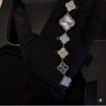 VCA梵克雅宝新品白金镭射紫玉髓系列💜